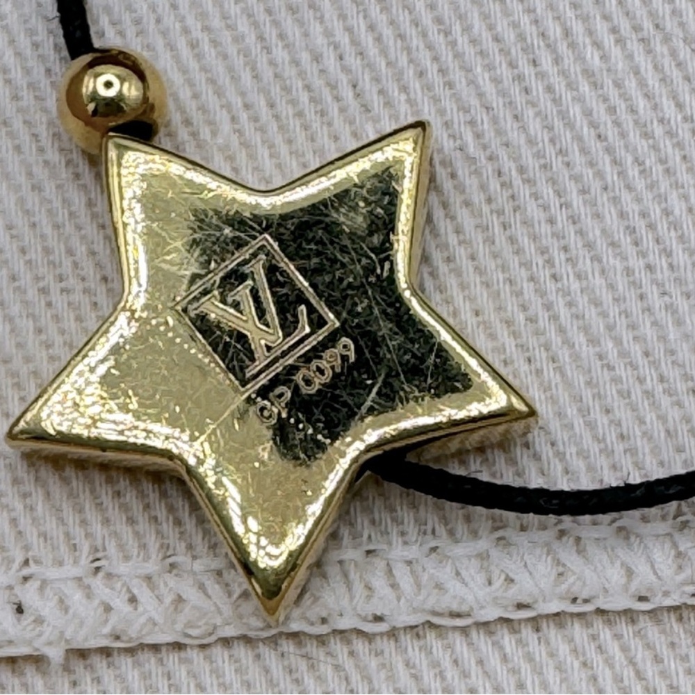 Louis Vuitton Gold-tone Louis Vuitton Tutti Sweety flex bracelet 🔥🔥 - Picture 9 of 9